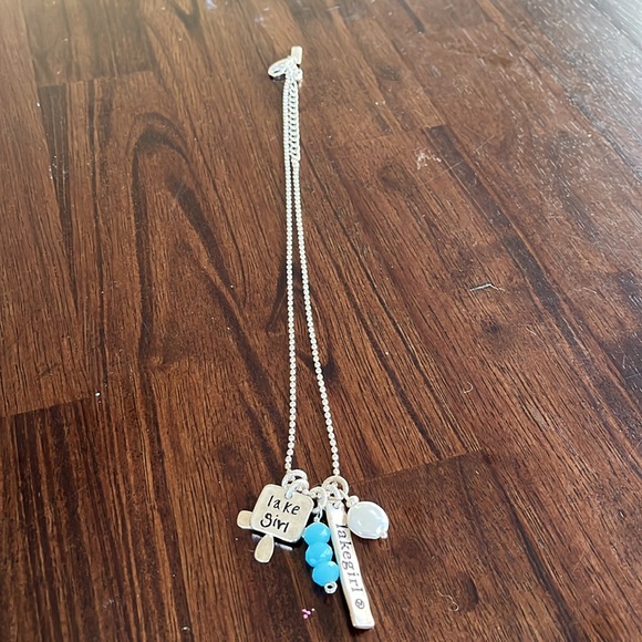 🛶 LAKE GIRL Necklace + Earrings • Silver • Adjustable - Picture 3 of 8